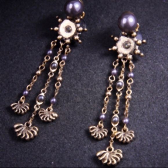 Long Dangling pendant Earrings w/Faux pearls 3" Long Earrings - Betsey Johnson - Picture 6 of 7